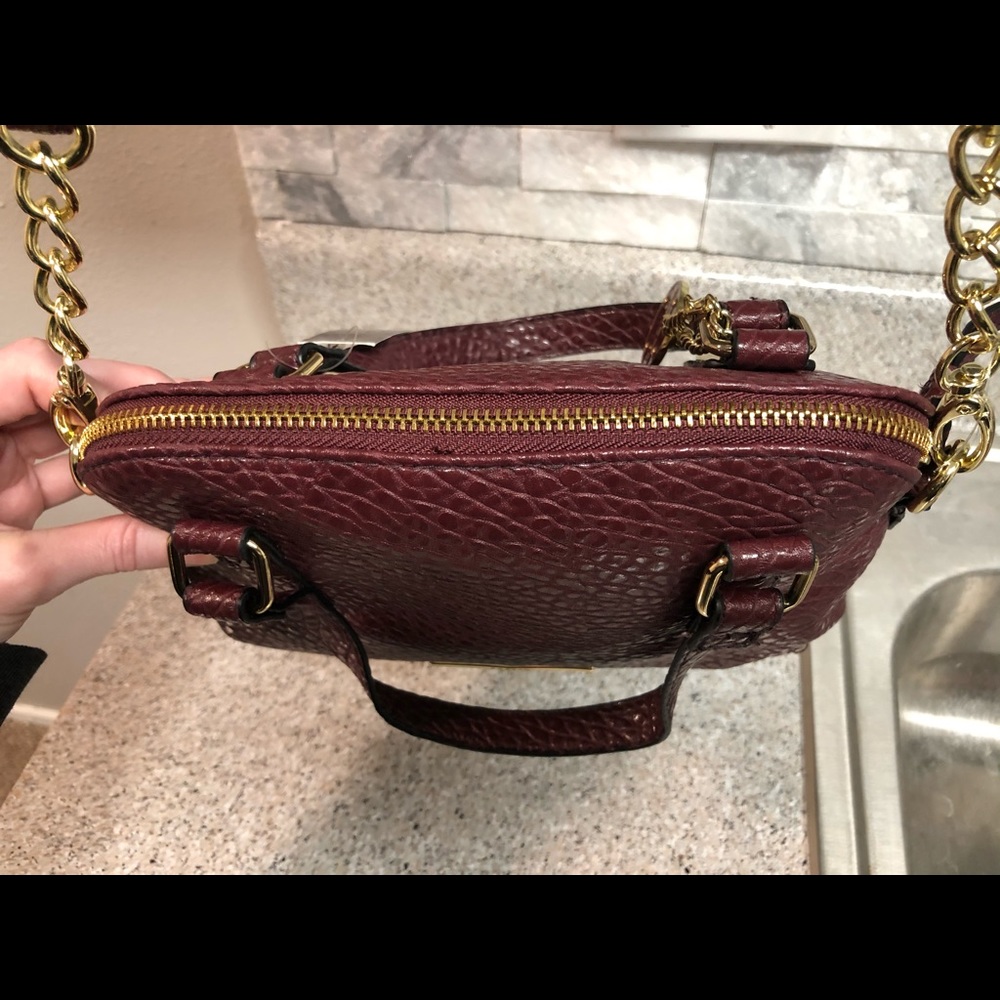 Burgundy Rosetti handbag - Picture 3 of 8